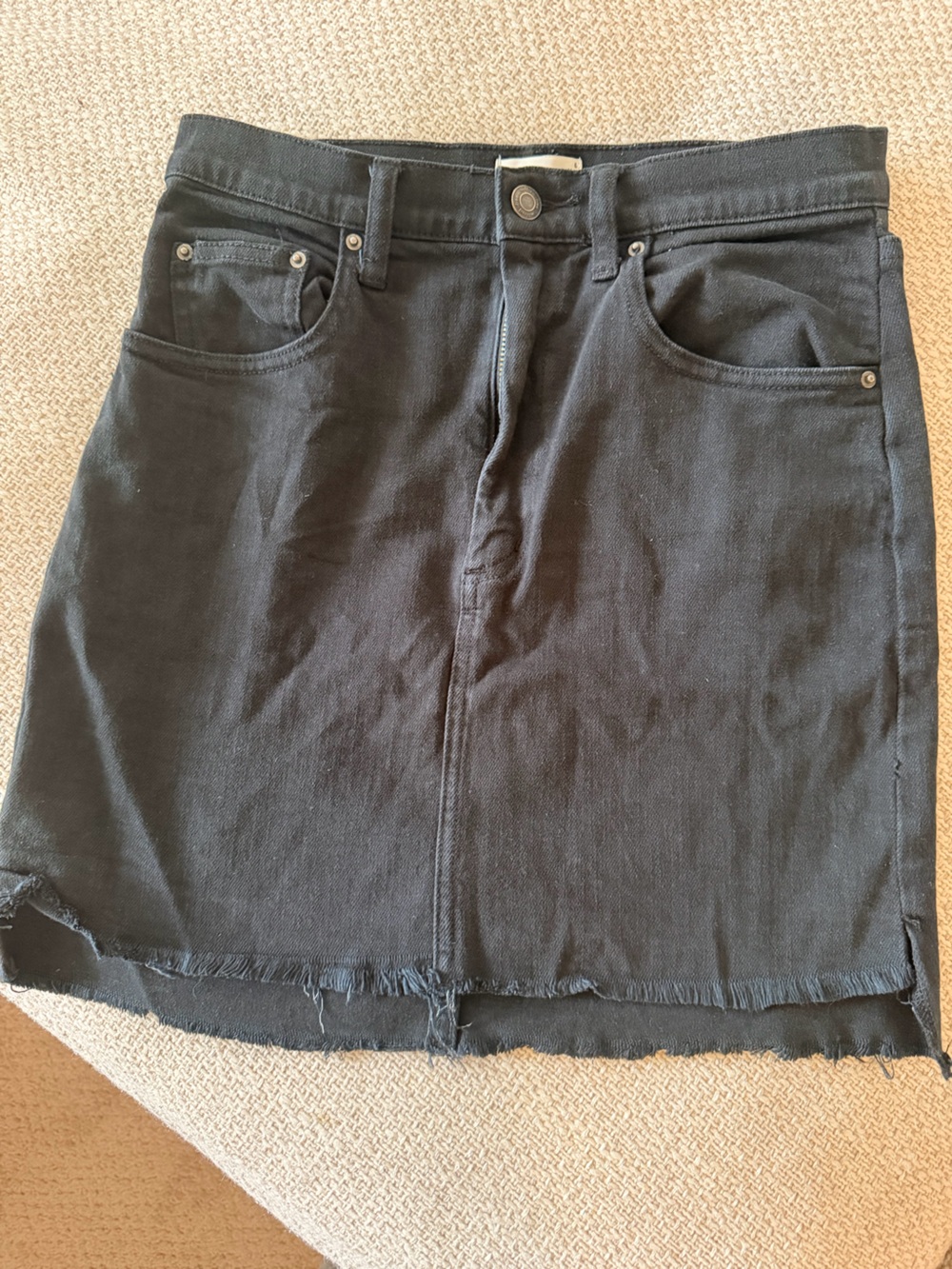 Black Wilfred Aritzia denim skirt